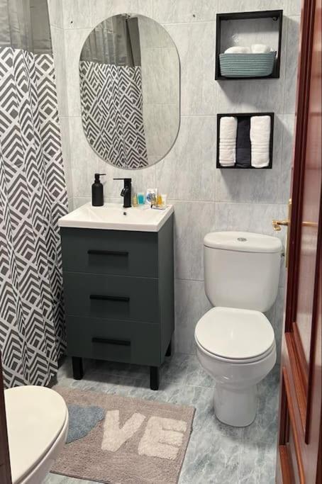 Ferienwohnung Piso Confort Y Detalles Ourense Exterior foto